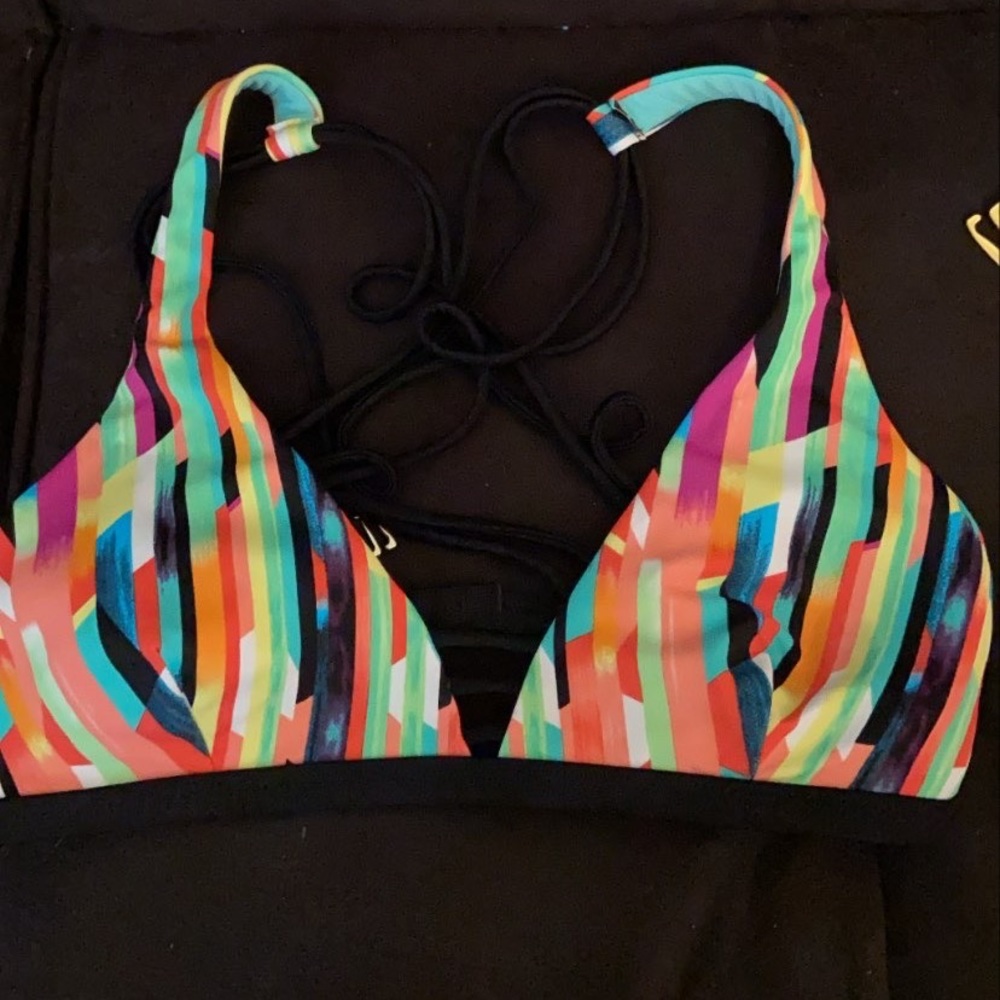 Bathing suit top